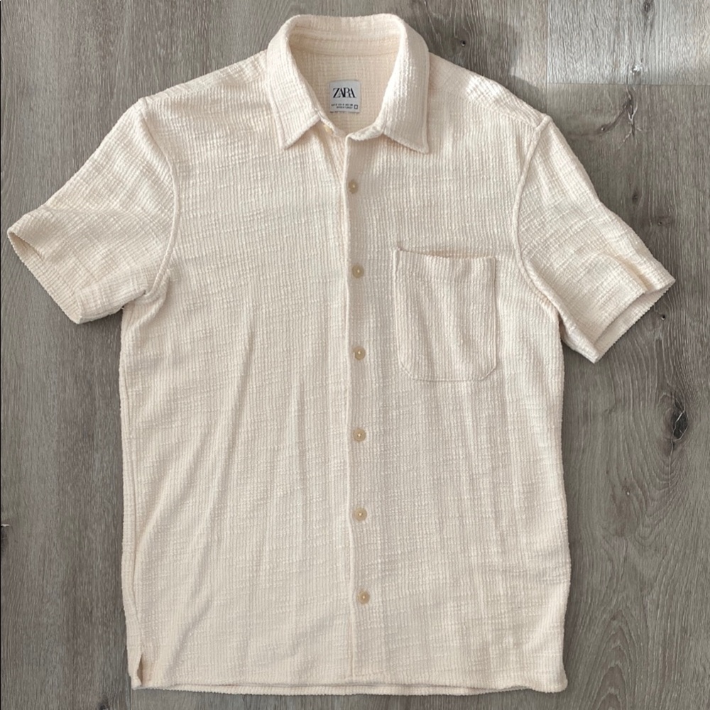 Zara Men's Cream Short Sleeve Shirt